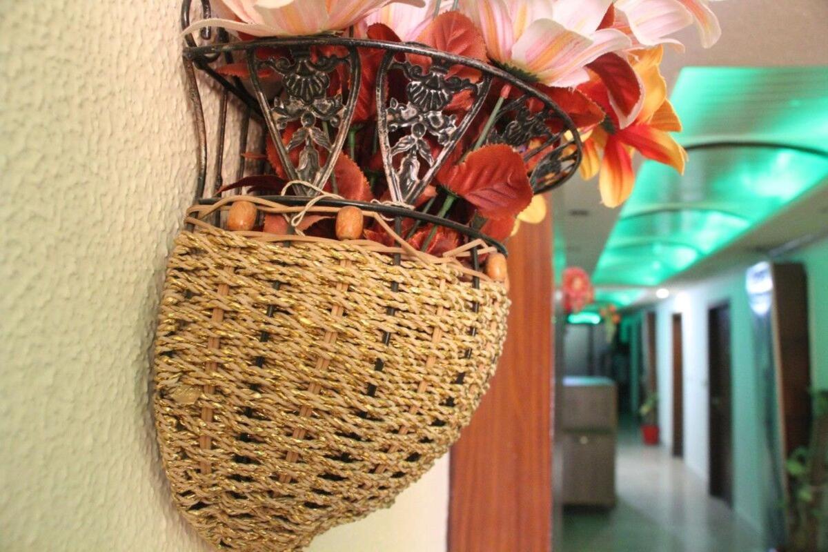Hotel The Leschanze لاهور المظهر الخارجي الصورة