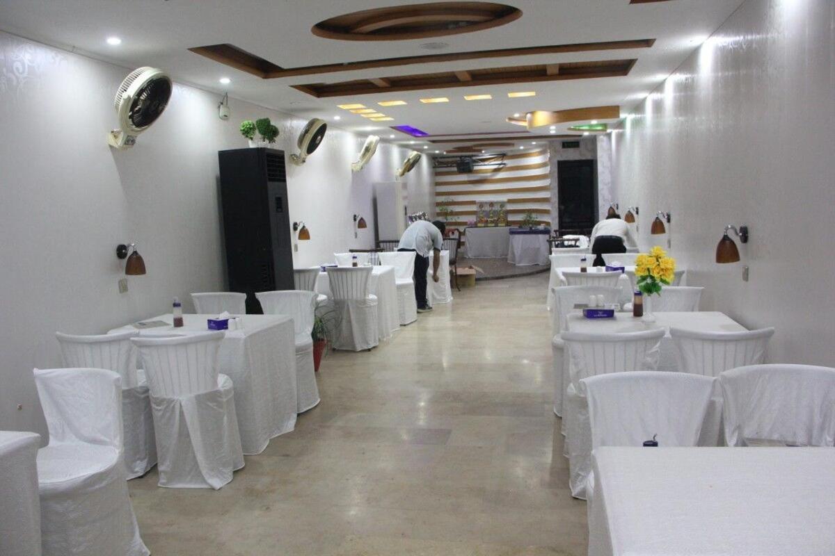 Hotel The Leschanze لاهور المظهر الخارجي الصورة
